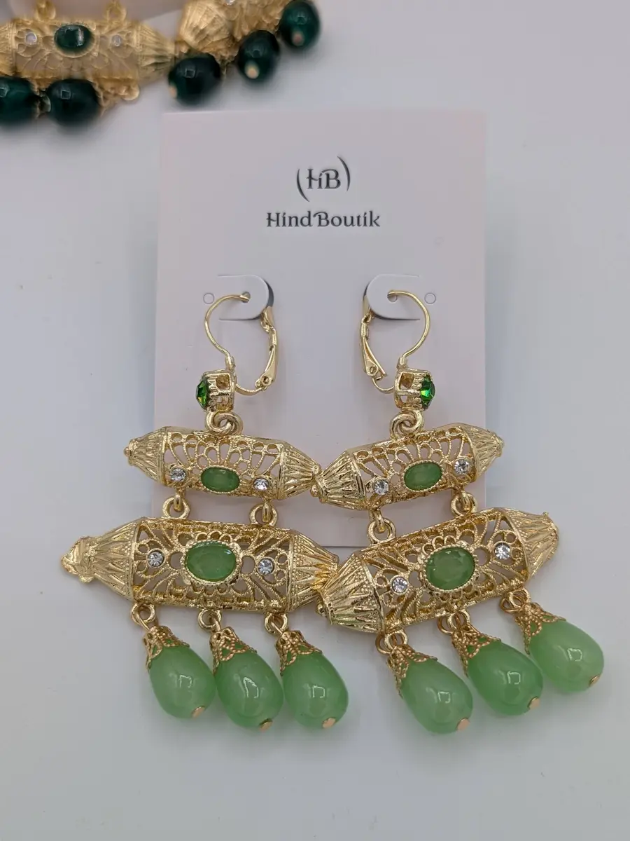 boucle d'oreille or vert clair 1