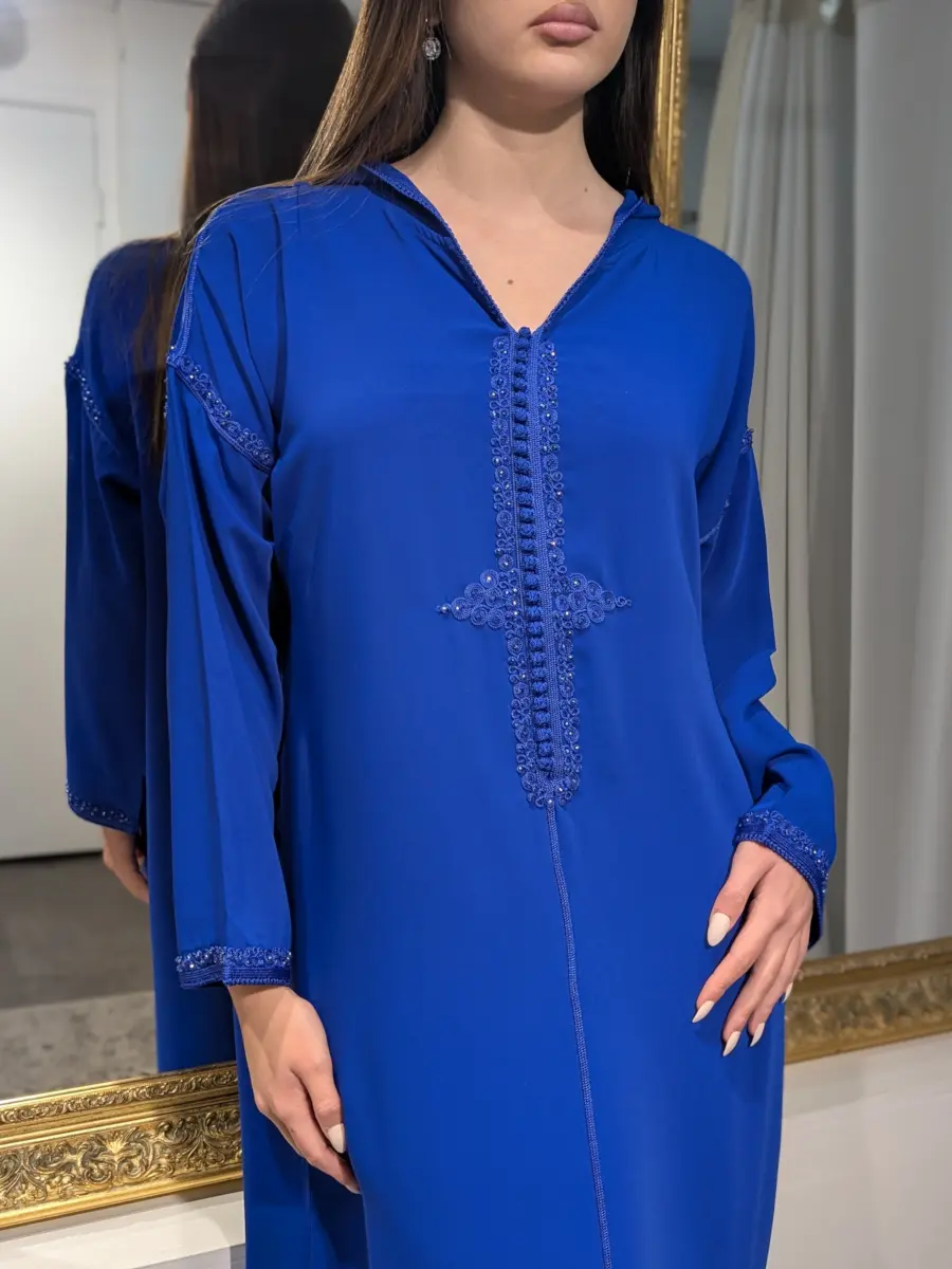 aya bleu roi 7
