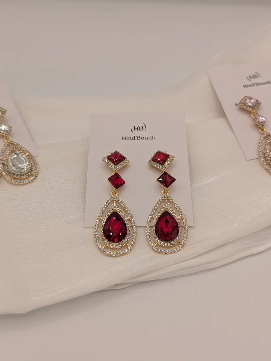 boucle d'oreille goutte 10
