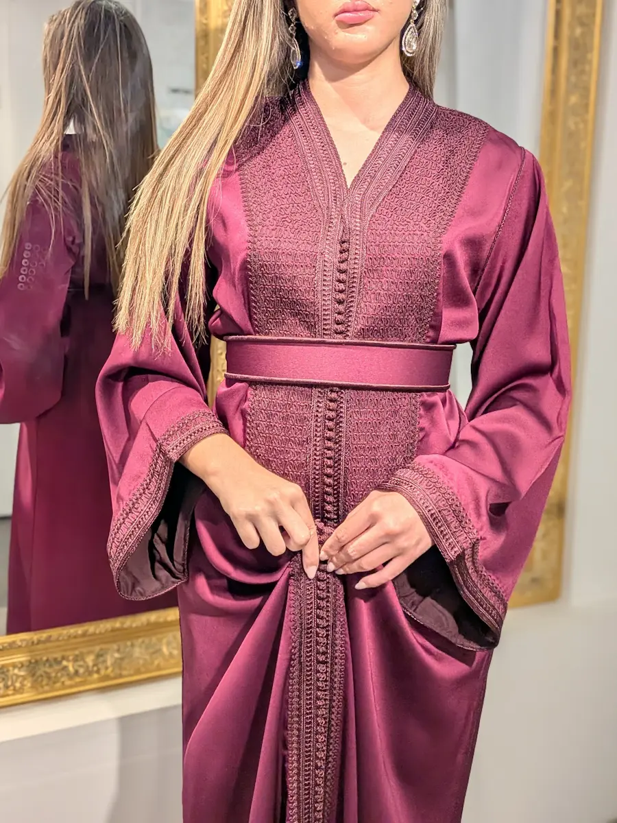 caftan broderie bordeaux 11