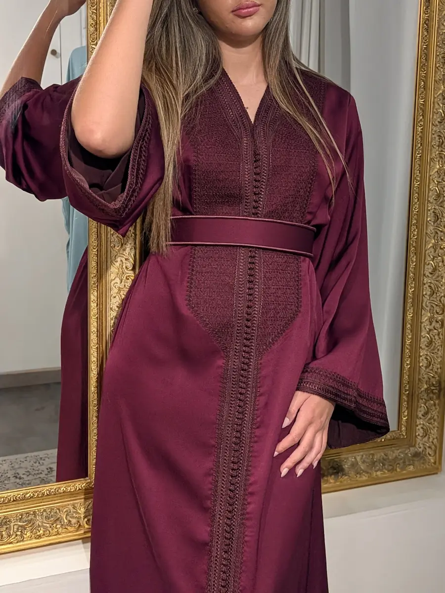 caftan broderie bordeaux 17
