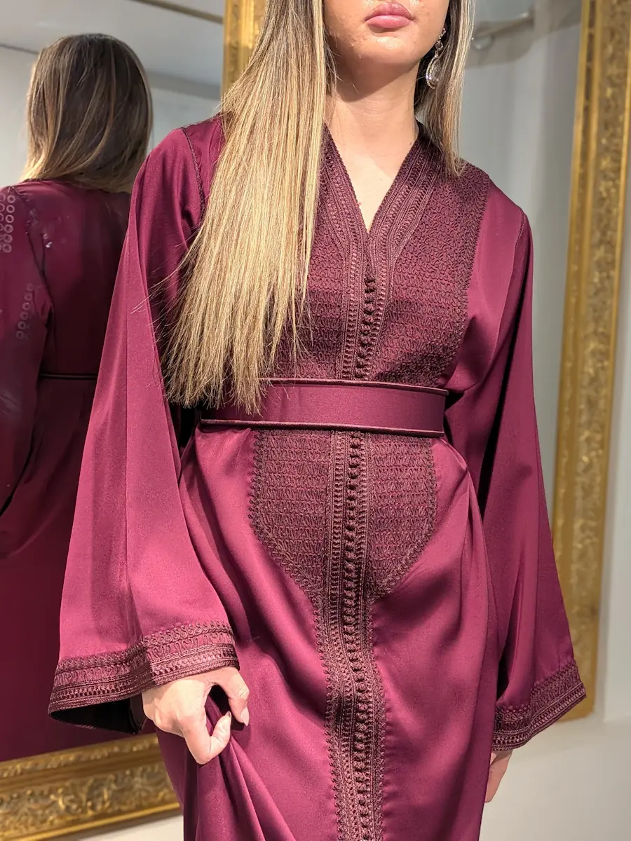 caftan broderie bordeaux 2