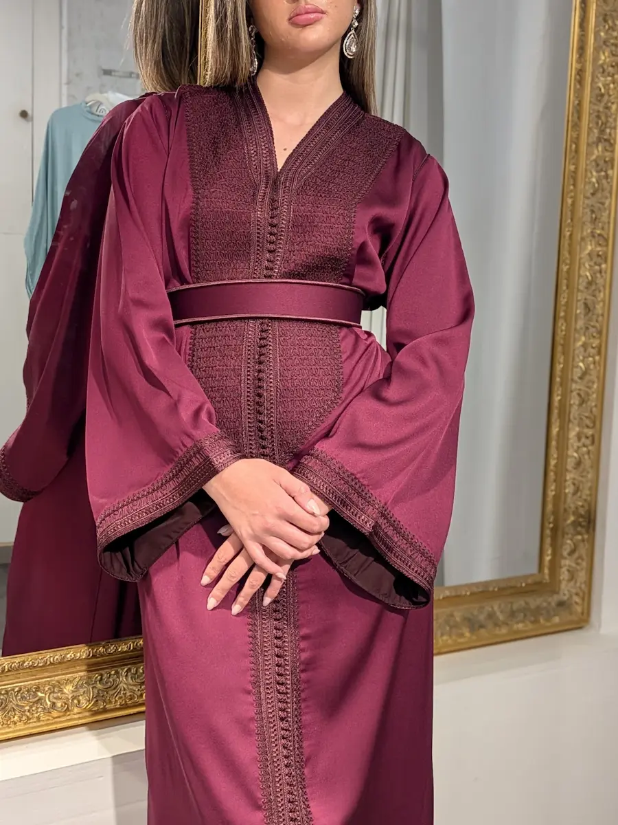 caftan broderie bordeaux 6