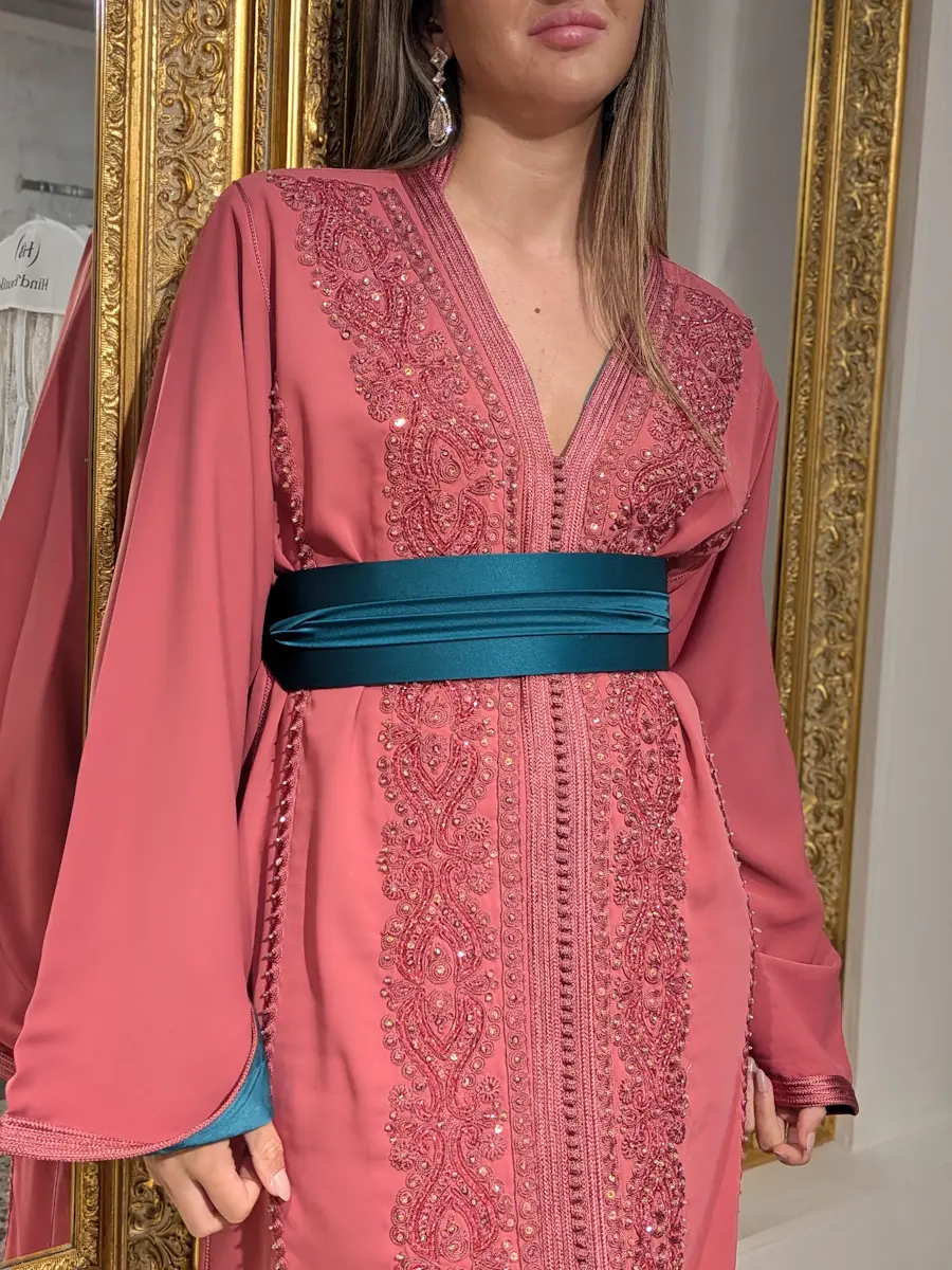 caftan broderie vieux rose (copie)