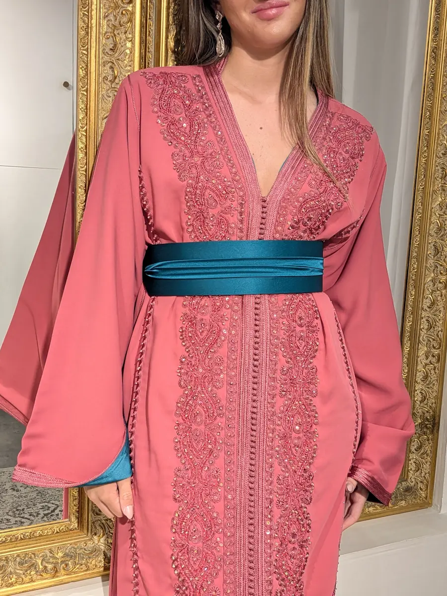 caftan broderie vieux rose (copie)