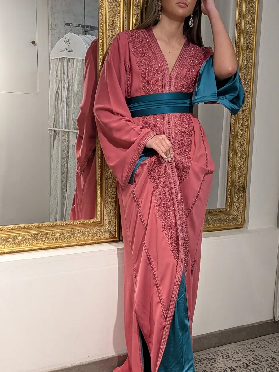 caftan broderie vieux rose (copie)