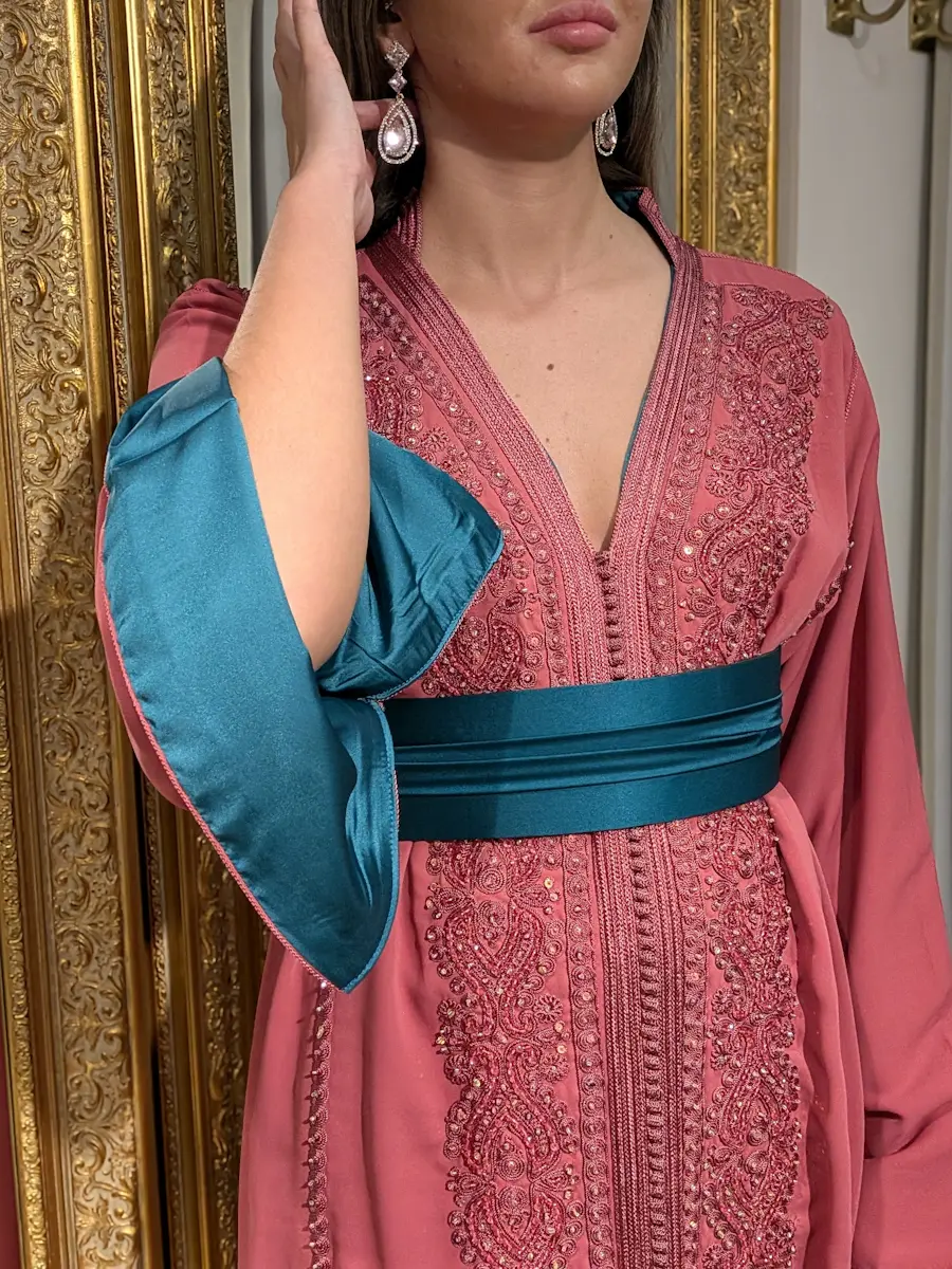 caftan broderie vieux rose (copie)